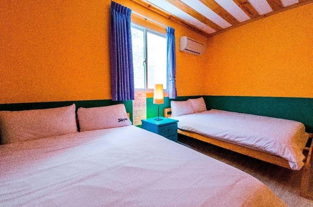 Oasis Inn Старе місто Хенчун Екстер'єр фото