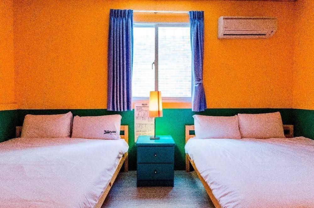 Oasis Inn Старе місто Хенчун Екстер'єр фото