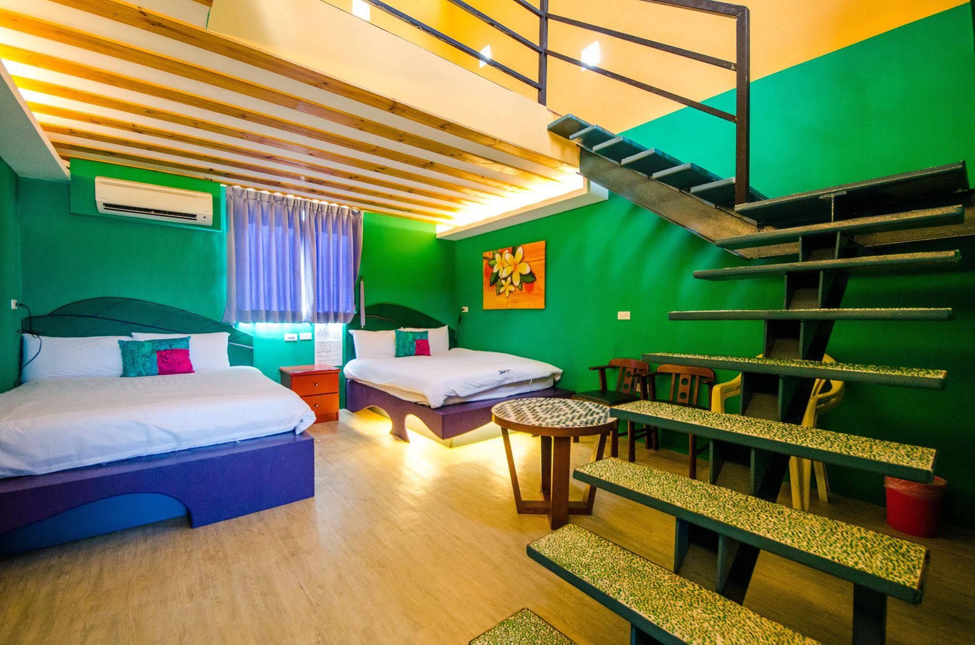 Oasis Inn Старе місто Хенчун Екстер'єр фото